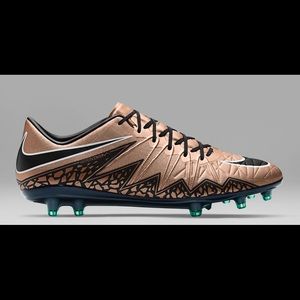 NIKE Hypervenom Phelon II FG Soccer CLEATS -Bronze